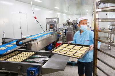 甜蜜飄香 漳州開發區食品企業開足馬力趕訂單、忙生產